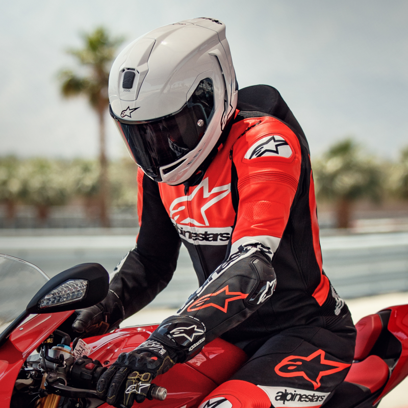 8200124-2170-XS ALPINESTARS-ROAD S-R10 SOLID HELMET WHT GLS/BLK MT XS S-R10 SOLID HELMET WHT GLS/BLK MT XS STREET FULL FACE ADULT HELMET 