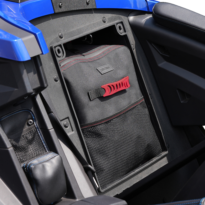 H44-9TLR SHOW-CHROME The Go Bag - Black - Slingshot '15-'22 The Go Bag - Black - Slingshot '15-'22 LUGGAGE PARTS & ACCESSORIES 