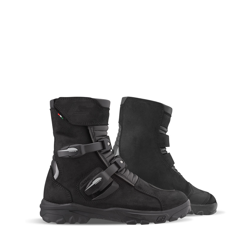 2543-001-48 GAERNE DUNE AQUATECH BOOTS - BLACK - 48 DUNE AQUATECH BOOTS - BLACK - 48 Boots 