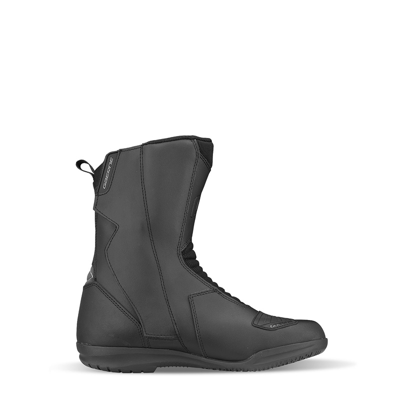 2448-001-47 gaerne G.YUMA AQUATECH BLACK SIZE : 47 G.YUMA AQUATECH BOOTS - BLACK (47)