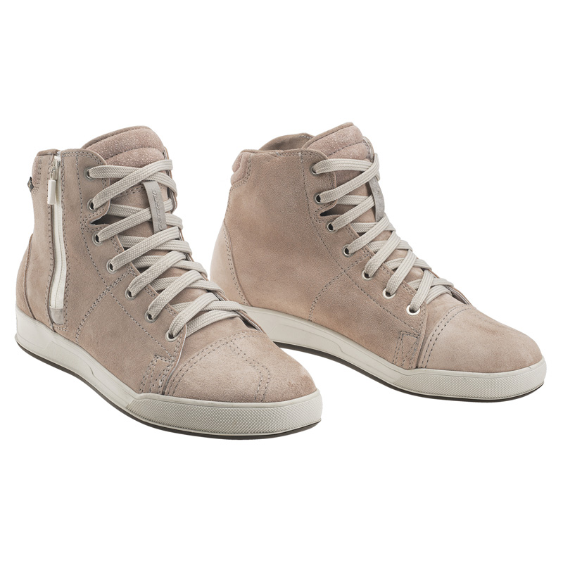 2951-017-10-1 2951-017-10 GAERNE GAERNE VOYAGER LADY GT/POUDRE SIZE: 10 G.VOYAGER LADY GORE-TEX BOOTS - POWDER (10)