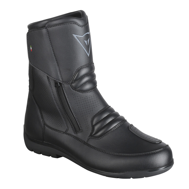 1775189-001-47-1 1775189-001-47 DAINESE NIGHTHAWK D1 GORE-TEX LOW BOOTS BLACK NIGHTHAWK D1 GORE-TEX LOW BOOTS - BLACK (47)