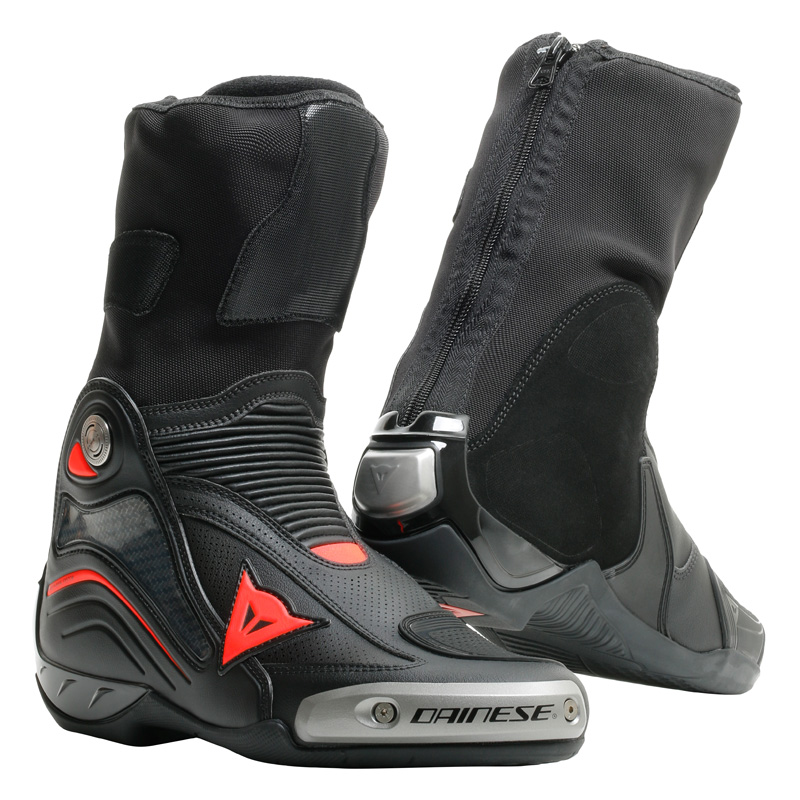 1795223-628-47 DAINESE AXIAL D1 AIR BOOTS - BLACK/FLUO RED (47) AXIAL D1 AIR BOOTS - BLACK/FLUO RED (47) Boots 