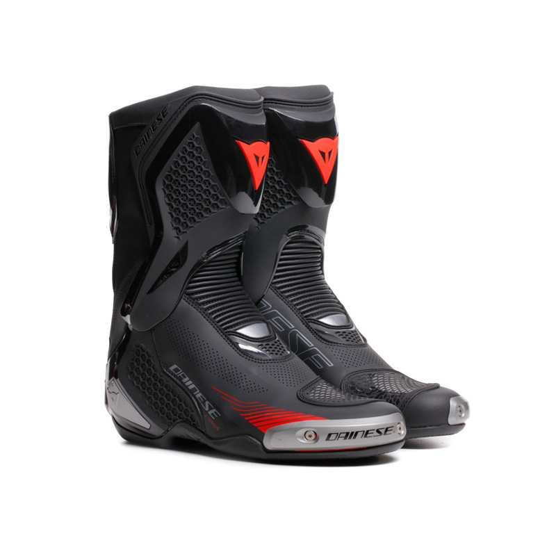 17900086-B78-48 DAINESE TORQUE 4 AIR BOOTS BLACK/RED LAVA 48 TORQUE 4 AIR BOOTS BLACK/RED LAVA 48 Boots 
