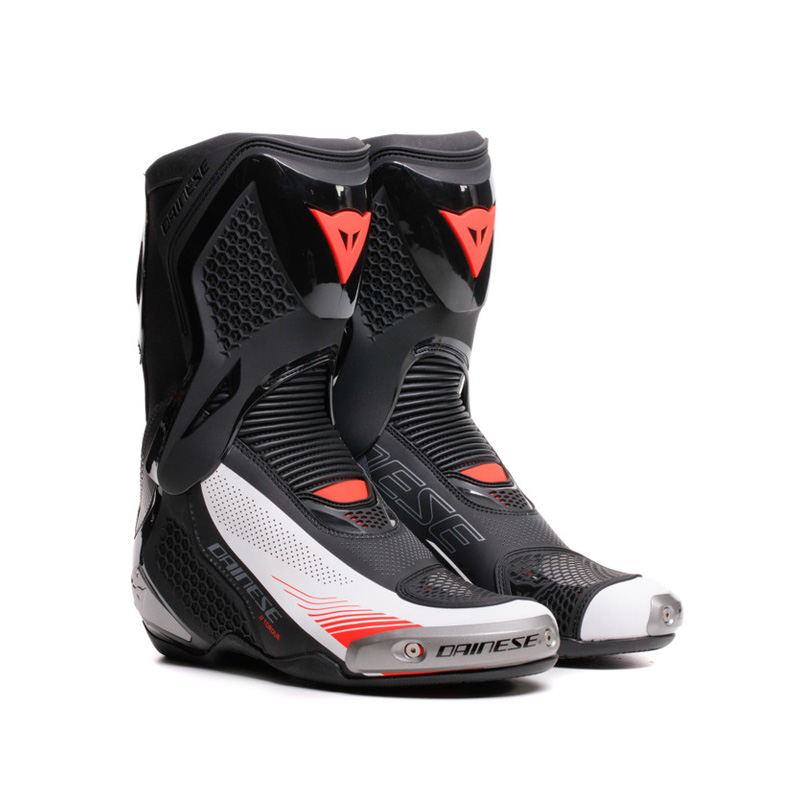 17900086-N32-48 DAINESE TORQUE 4 AIR BOOTS BLACK/WHITE/RED FLUO 48 TORQUE 4 AIR BOOTS BLACK/WHITE/RED FLUO 48 Boots 
